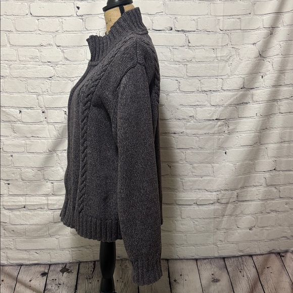 Cabelas Women's black/gray Cable Knit Zip Sweater with collar & long sleeve - Picture 3 of 13